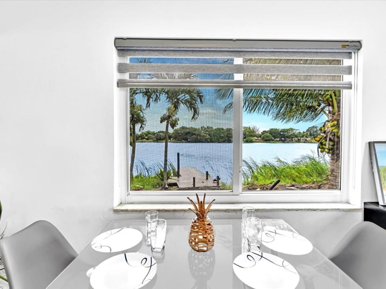 Charming 2Br Lakefront Cottage In Davie Near Beach Extérieur photo