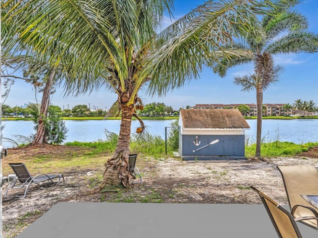 Charming 2Br Lakefront Cottage In Davie Near Beach Extérieur photo